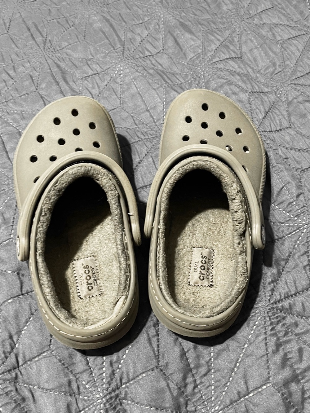 CROCS women’s Fuzzy-Lined Clogs in Light Gray